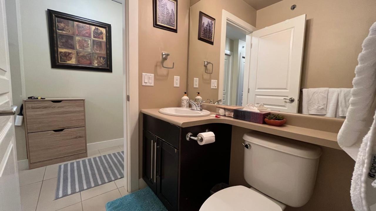 Waterscapes Resort Kelowna 2 Full Bedrooms Suite Vacation Rentals, Short Term Rentals. Екстериор снимка