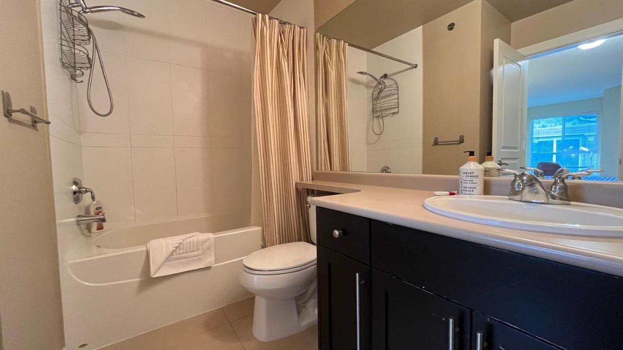 Waterscapes Resort Kelowna 2 Full Bedrooms Suite Vacation Rentals, Short Term Rentals. Екстериор снимка